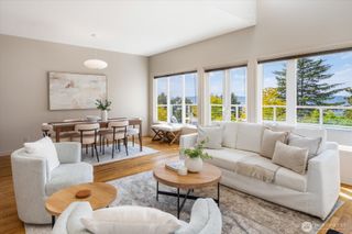 101 NW 58th Street #12, Seattle, WA 98107