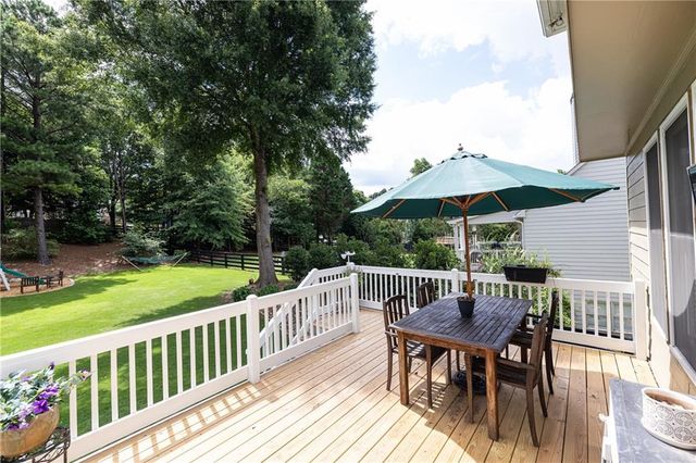 128 Ardsley Run, Canton, GA 30115