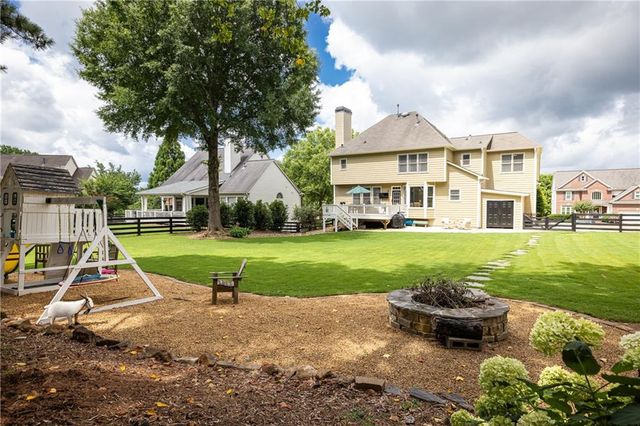 128 Ardsley Run, Canton, GA 30115