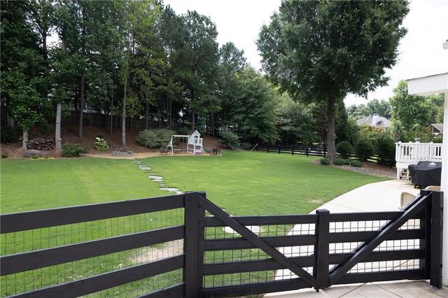 128 Ardsley Run, Canton, GA 30115