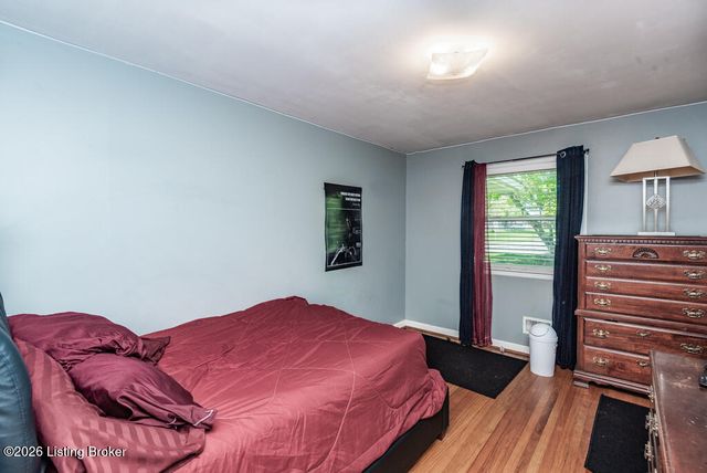 8309 Aspen Ave, Louisville, KY 40258