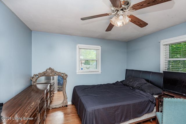 8309 Aspen Ave, Louisville, KY 40258