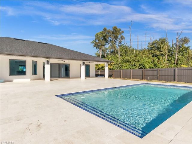 2836 NW 5th ST, Cape Coral, FL 33993