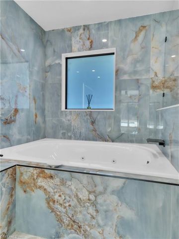 2836 NW 5th ST, Cape Coral, FL 33993