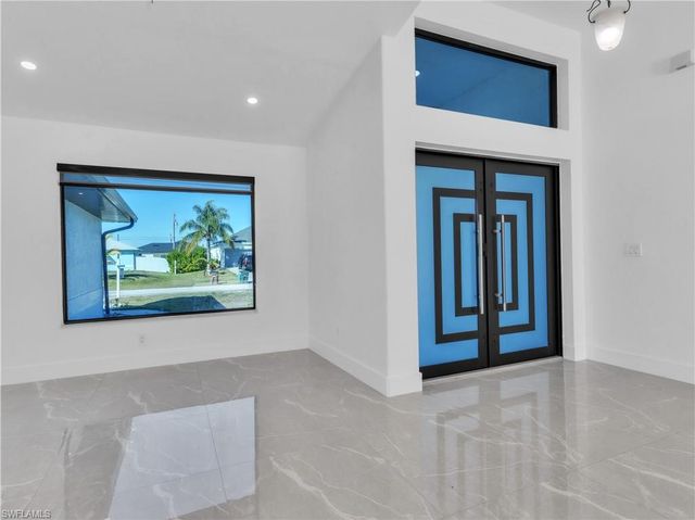 2836 NW 5th ST, Cape Coral, FL 33993