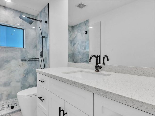 2836 NW 5th ST, Cape Coral, FL 33993