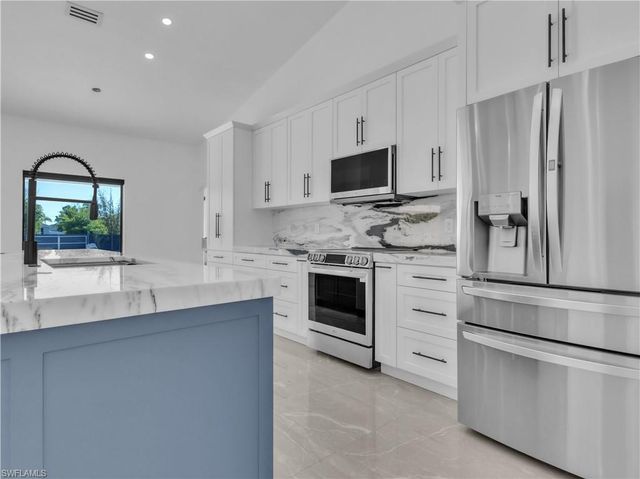 2836 NW 5th ST, Cape Coral, FL 33993