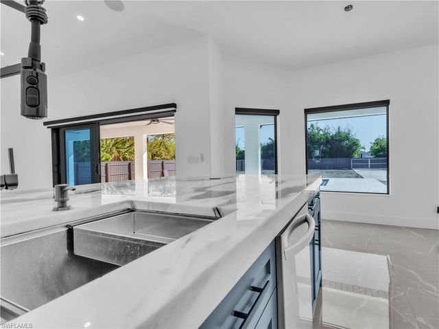 2836 NW 5th ST, Cape Coral, FL 33993