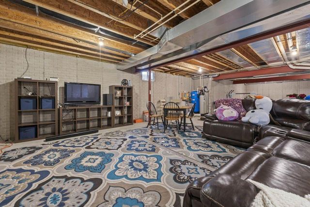 8403 245th AVENUE, Salem, WI 53168