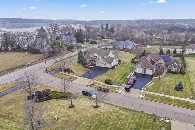 8403 245th AVENUE, Salem, WI 53168