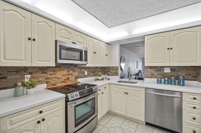 1611 Minutemen Causeway 107-Hh, Cocoa Beach, FL 32931