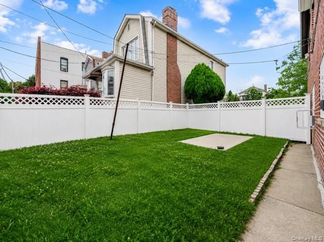 1103 Rhinelander Avenue, Bronx, NY 10461