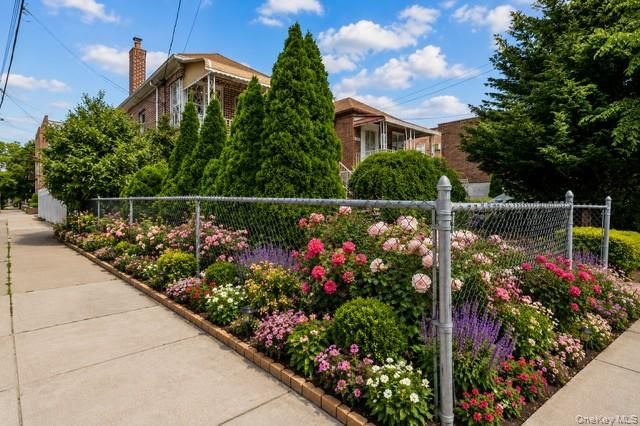 1103 Rhinelander Avenue, Bronx, NY 10461