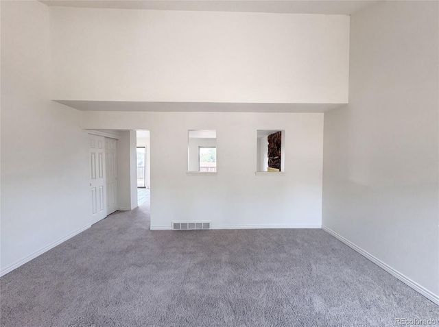 8273 W Plymouth Place, Littleton, CO 80128