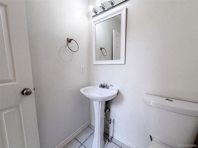 8273 W Plymouth Place, Littleton, CO 80128