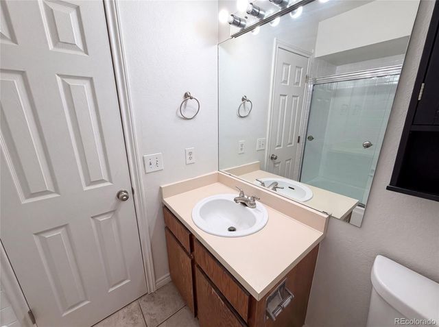 8273 W Plymouth Place, Littleton, CO 80128