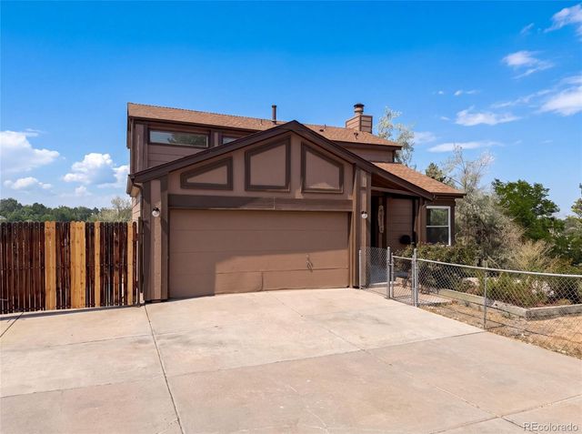 8273 W Plymouth Place, Littleton, CO 80128