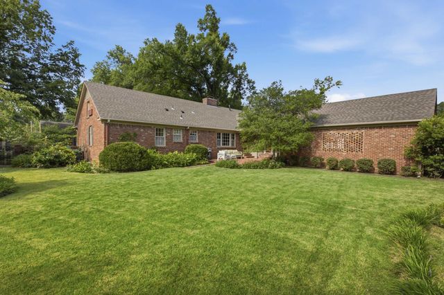4166 LONG LEAF DR, Memphis, TN 38117