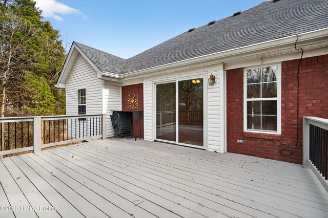 12401 Tyler Woods Ct, Louisville, KY 40299