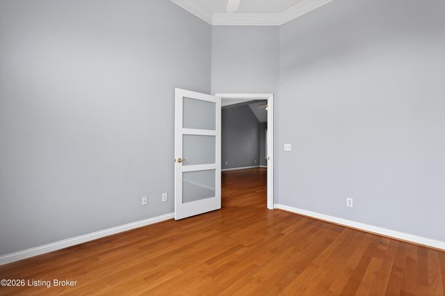 12401 Tyler Woods Ct, Louisville, KY 40299