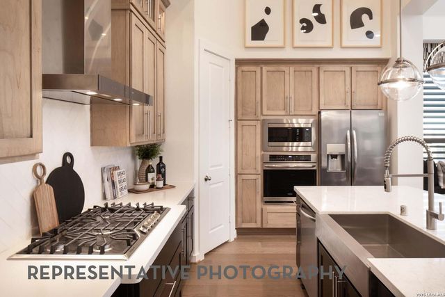 233 Boulder Creek, Boerne, TX 78006