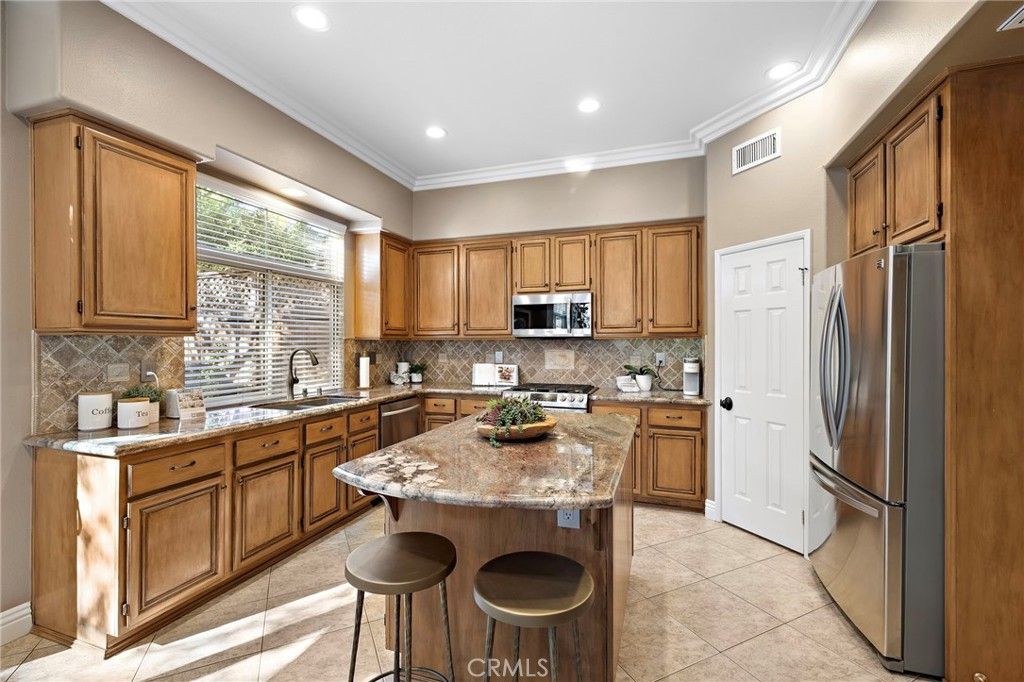 27 Las Cruces, Rancho Santa Margarita, CA 92688 — photo 4
