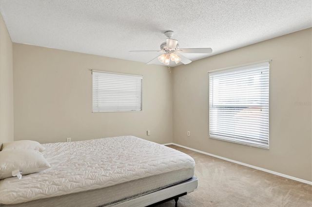 2105 39TH STREET W, Bradenton, FL 34205