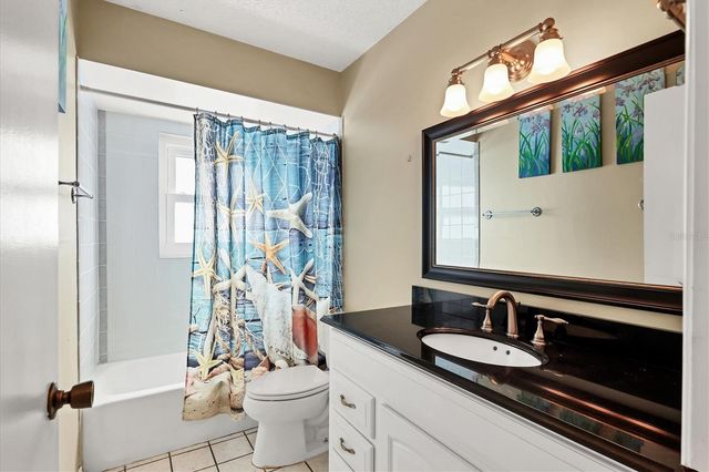 2105 39TH STREET W, Bradenton, FL 34205