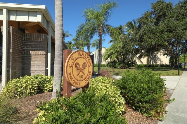 2105 39TH STREET W, Bradenton, FL 34205