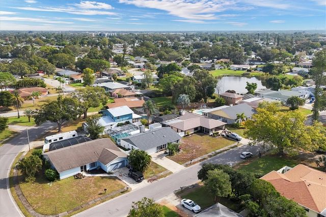 2105 39TH STREET W, Bradenton, FL 34205