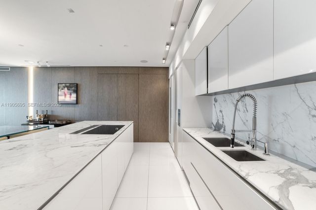 10201 Collins Avenue 807, Bal Harbour, FL 33154