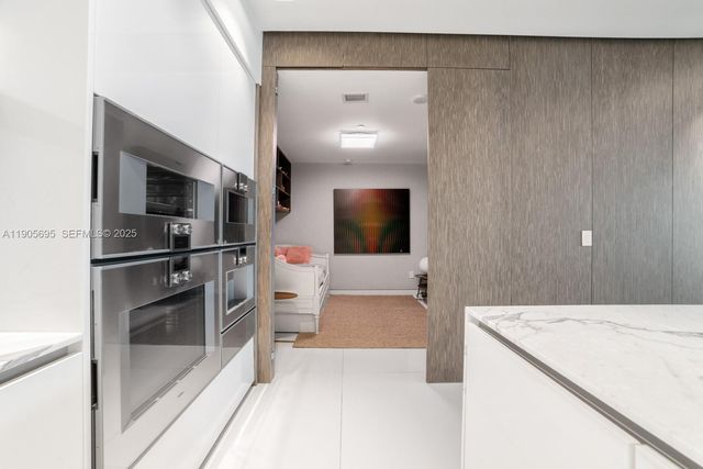 10201 Collins Avenue 807, Bal Harbour, FL 33154
