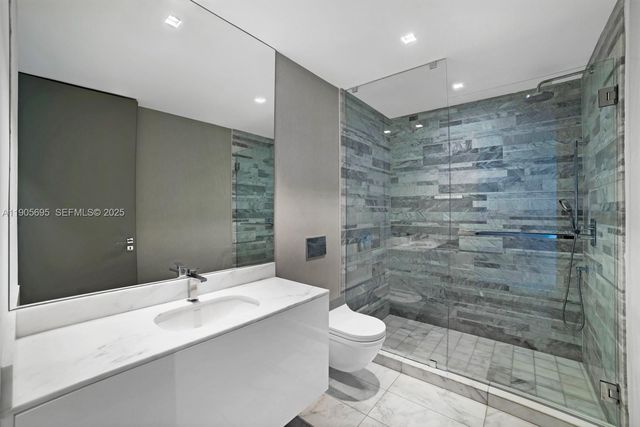 10201 Collins Avenue 807, Bal Harbour, FL 33154