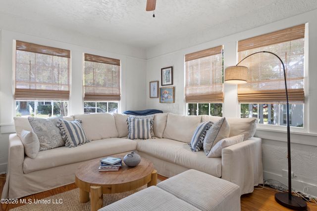145 Bay View Court, Bay Saint Louis, MS 39520