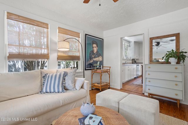 145 Bay View Court, Bay Saint Louis, MS 39520