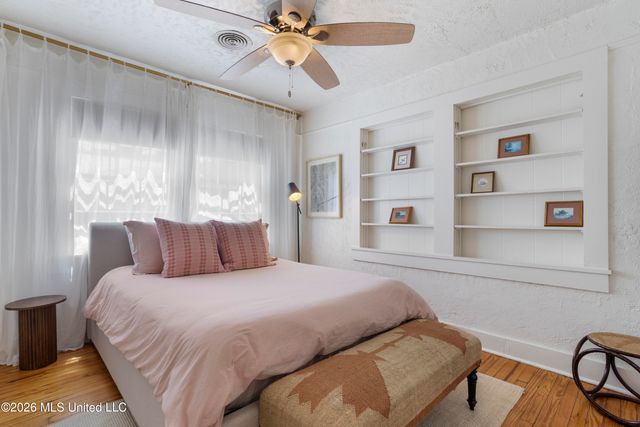 145 Bay View Court, Bay Saint Louis, MS 39520