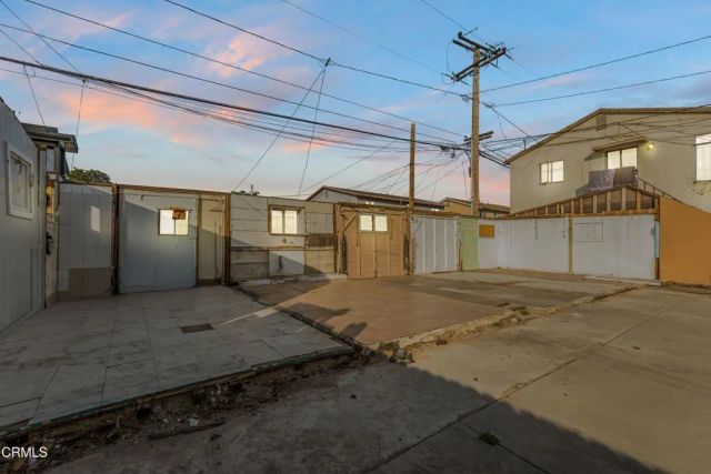 425 W 1st Street, Oxnard, CA 93030