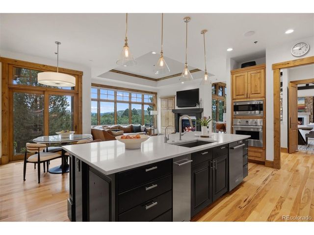 1060 Cypress Way, Castle Rock, CO 80108