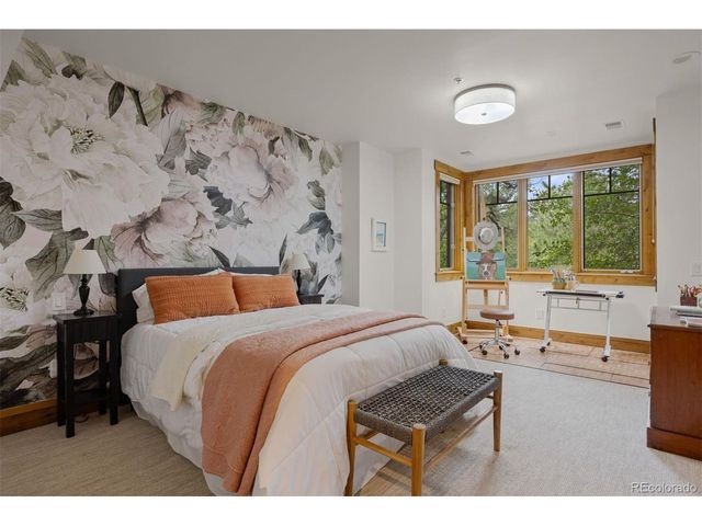 1060 Cypress Way, Castle Rock, CO 80108