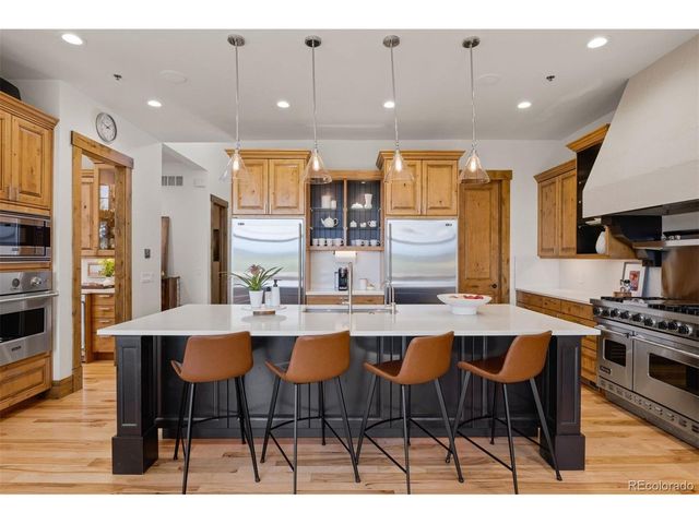 1060 Cypress Way, Castle Rock, CO 80108