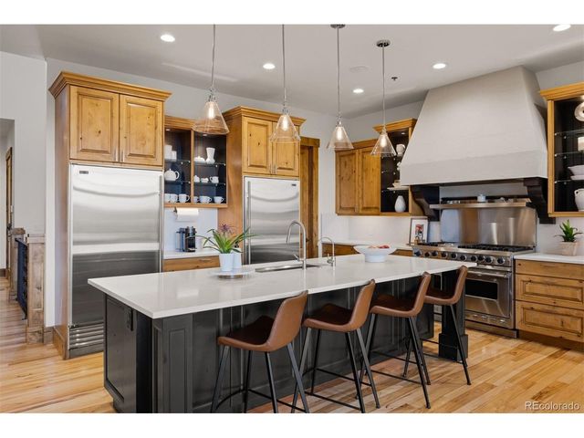 1060 Cypress Way, Castle Rock, CO 80108