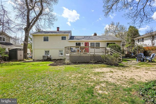 909 PLUM ST SW, Vienna, VA 22180