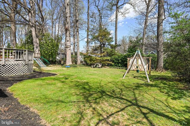 909 PLUM ST SW, Vienna, VA 22180