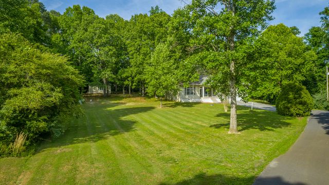 594 Rakestraw Road, Mcdonald, TN 37353