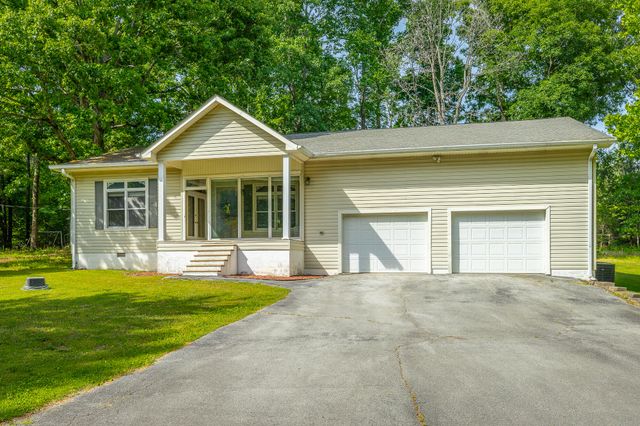 594 Rakestraw Road, Mcdonald, TN 37353