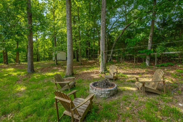 594 Rakestraw Road, Mcdonald, TN 37353