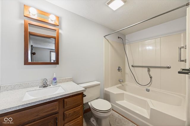 4496 Blue Springs Drive, Spencer, IN 47460