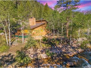 21692 S Saint Vrain Dr, Lyons, CO 80540