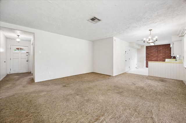 5818 Effingham Drive, Houston, TX 77035