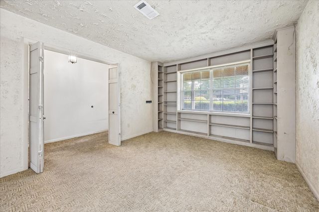 5818 Effingham Drive, Houston, TX 77035